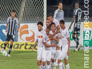 Botafogo leva virada do Bragantino e se mantém na zona de rebaixamento