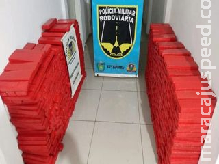 Em 24 horas, PM prende seis e apreende mais de 2,2 toneladas de maconha em MS Em 24 horas, PM prende seis e apreende mais de 2,2 toneladas de maconha em MS