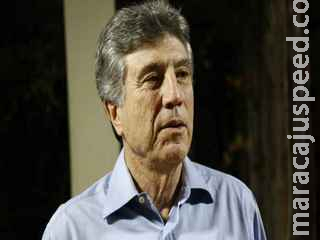 Em Dourados, Murilo assina ordem de serviço para recapeamento no Centro