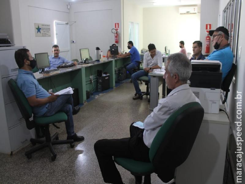 Equipes da Unidade de Educação Fiscal vieram a Maracaju para conversar com comerciantes e contabilistas Equipes da Unidade de Educação Fiscal vieram a Maracaju para conversar com comerciantes e contabilistas