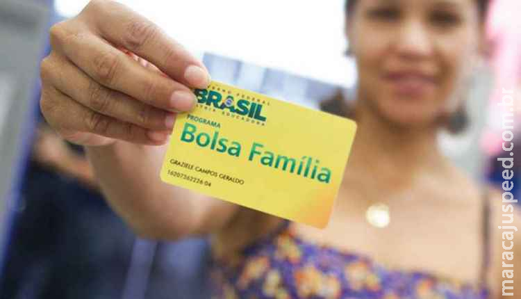Governo deve desistir do Renda Cidadã para ampliar Bolsa Família em 2021 Governo deve desistir do Renda Cidadã para ampliar Bolsa Família em 2021