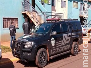 Policial recupera veículo furtado que foi levado para cidade paraguaia Policial recupera veículo furtado que foi levado para cidade paraguaia