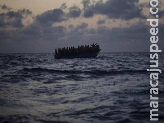 20 imigrantes morrem em naufrágio na costa da Tunísia 20 imigrantes morrem em naufrágio na costa da Tunísia