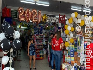 Acaba 2020: Nas últimas horas do ano, campo-grandense torce por vacina em 2021 Acaba 2020: Nas últimas horas do ano, campo-grandense torce por vacina em 2021