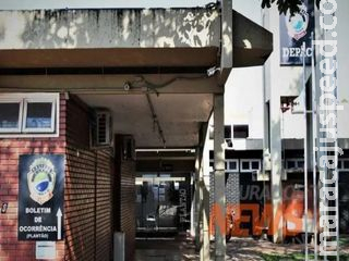 Advogado é preso após erguer vestido de mulher e filmar enquanto ela dormia em MS Advogado é preso após erguer vestido de mulher e filmar enquanto ela dormia em MS