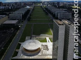 Câmara aprova PL para ajuda fiscal a estados e municípios Câmara aprova PL para ajuda fiscal a estados e municípios