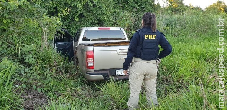 Caminhonete é abandonada na BR-463 em MS com R$ 1,7 milhão em maconha