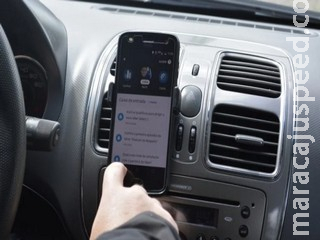 Com insultos racistas, cliente se recusa a pagar R$ 33 para motorista em Campo Grande Com insultos racistas, cliente se recusa a pagar R$ 33 para motorista em Campo Grande