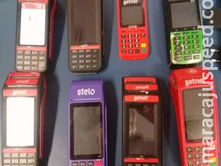Dupla suspeita de utilizar cartões em golpes é presa pela PRF com 15 maquininhas em MS