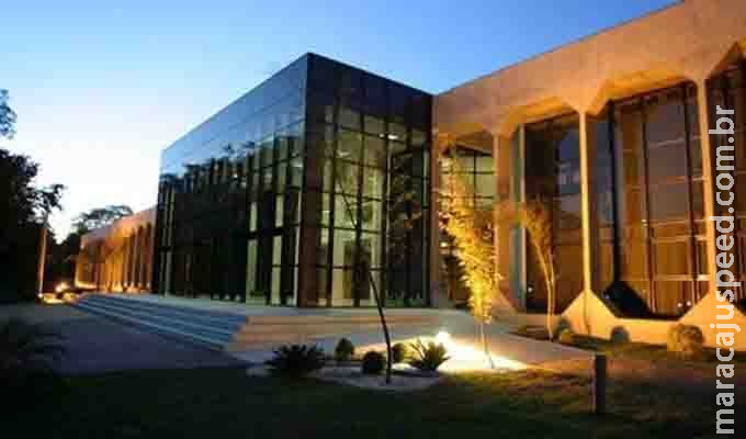 Empresa recorre e leva contrato de R$ 166 mil com o TCE-MS para alugar 7 veículos Empresa recorre e leva contrato de R$ 166 mil com o TCE-MS para alugar 7 veículos