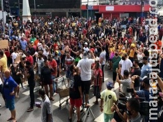 Governador do AM diz que manifestações geraram mais danos do que comércio aberto Governador do AM diz que manifestações geraram mais danos do que comércio aberto