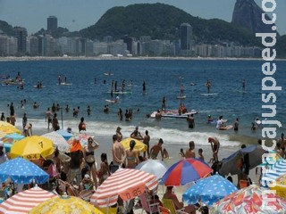 Governador do Rio propõe fechamento de Copacabana no réveillon Governador do Rio propõe fechamento de Copacabana no réveillon