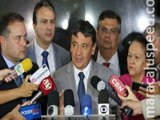 Governadores do Nordeste pedem suspensão de voos internacionais Governadores do Nordeste pedem suspensão de voos internacionais