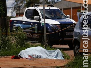 Homem é assassinado a tiros no Núcleo Industrial Homem é assassinado a tiros no Núcleo Industrial