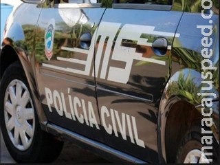 Mulher vai buscar filho na casa da namorada e leva chute na barriga Mulher vai buscar filho na casa da namorada e leva chute na barriga