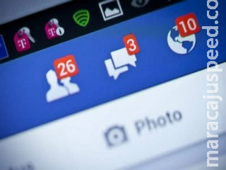Pastora olha Facebook da filha de 8 anos e descobre que homem a importunava sexualmente Pastora olha Facebook da filha de 8 anos e descobre que homem a importunava sexualmente