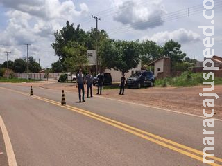 Polícia prende quadrilha que roubava caminhonetes e fez morador de MS refém