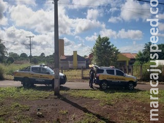Quinta vez: Homem é flagrado roubando barras de alumínio de escola em construção em Dourados Quinta vez: Homem é flagrado roubando barras de alumínio de escola em construção em Dourados