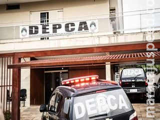 Rapaz é preso em Campo Grande após namorada olhar celular e descobrir fotos da filha de calcinha Rapaz é preso em Campo Grande após namorada olhar celular e descobrir fotos da filha de calcinha