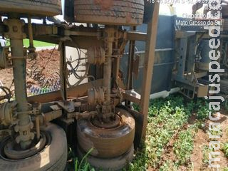 Responsável por carreta com etanol que tombou na MS-306 é multada por crime ambiental