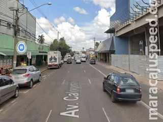 Segurança de mercado no Centro é atingido com golpes de faca por moradora de rua Segurança de mercado no Centro é atingido com golpes de faca por moradora de rua