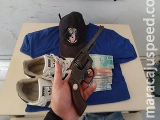 Ao passar em avenida, vítima reconhece e autor de roubo em quiosque de lanches é preso