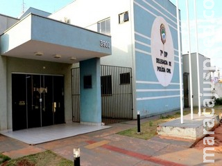 Casal estaciona por 5 minutos para ir a lotérica e tem carro furtado