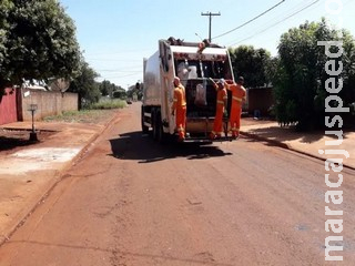 Coletor de lixo cai e é atropelado por caminhão enquanto trabalhava em MS