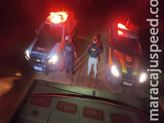 Com 135 mil maços de cigarros, contrabandista é perseguido pela PRF e acaba preso Com 135 mil maços de cigarros, contrabandista é perseguido pela PRF e acaba preso