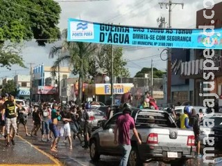 Com bandeira cinza do coronavírus, Ponta Porã cancela ‘guerra d’água’ no Carnaval  