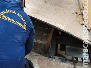 Com cocaína avaliada em R$ 250 mil, caminhoneiro acaba preso em rodovia Com cocaína avaliada em R$ 250 mil, caminhoneiro acaba preso em rodovia