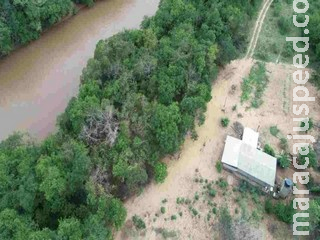 Dono de chácara é multado em R$ 10 mil por construção de rancho em mata ciliar