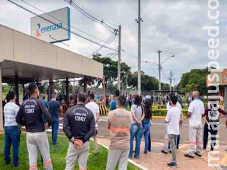 Eletricitários fazem protesto contra Energisa e cogitam greve por reajuste salarial Eletricitários fazem protesto contra Energisa e cogitam greve por reajuste salarial