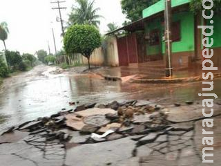Em 48h, chove 25% do esperado para todo o verão e prefeitura faz rescaldo em bairros Em 48h, chove 25% do esperado para todo o verão e prefeitura faz rescaldo em bairros