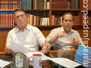 Em live, Bolsonaro pede volta de torcida nos estádios ‘o mais cedo possível’ Em live, Bolsonaro pede volta de torcida nos estádios ‘o mais cedo possível’