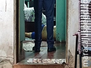 Executado com mais de 12 tiros em casa por ‘visitas’ tinha passagens por tráfico, roubo e violência doméstica Executado com mais de 12 tiros em casa por ‘visitas’ tinha passagens por tráfico, roubo e violência doméstica
