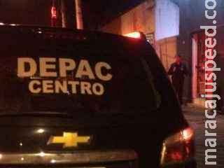 Flagrado arrombando clinica no Centro, homem é detido por segurança e preso em Campo Grande