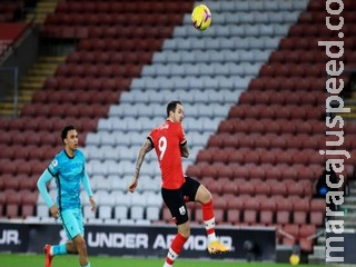 Mesmo com lockdown, competições esportivas continuam na Inglaterra Mesmo com lockdown, competições esportivas continuam na Inglaterra