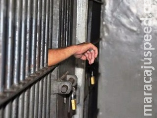 Padrasto que estuprava menina e ameaçava família com arma é condenado a 14 anos