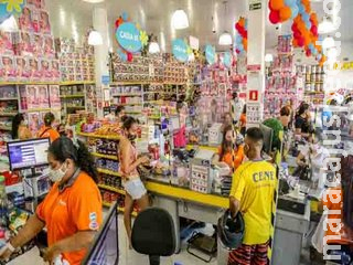 Pesquisa mostra que 76,7% dos empresários do comércio querem contratar em 2021 em Campo Grande Pesquisa mostra que 76,7% dos empresários do comércio querem contratar em 2021 em Campo Grande