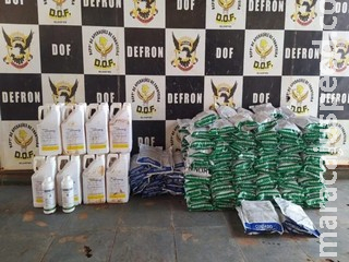 Polícia apreende terceira carga de agrotóxicos e prejuízos aos contrabandistas já passam de R$ 10 milhões Polícia apreende terceira carga de agrotóxicos e prejuízos aos contrabandistas já passam de R$ 10 milhões