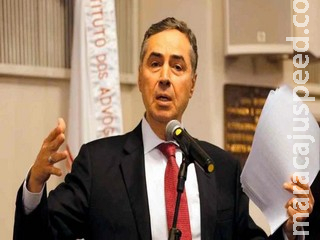 Presidente do TSE rebate Bolsonaro e diz que lida ‘com fatos e provas’ Presidente do TSE rebate Bolsonaro e diz que lida ‘com fatos e provas’