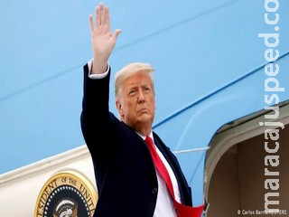 ‘Voltaremos de alguma forma’, diz Donald Trump, ao deixar a Casa Branca