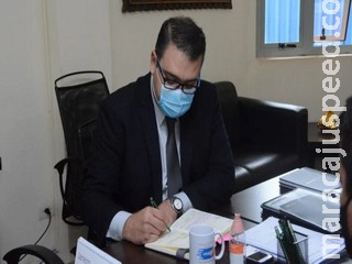 Alan Guedes quita folha salarial que herdou da gestão passada em Dourados Alan Guedes quita folha salarial que herdou da gestão passada em Dourados