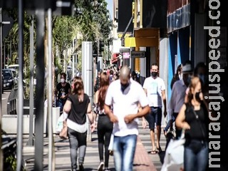 Com 1 mil casos novos em 24h, MS soma 178,2 mil infectados pelo coronavírus Com 1 mil casos novos em 24h, MS soma 178,2 mil infectados pelo coronavírus
