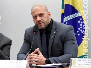 Daniel Silveira se recusou a fornecer senha de celulares apreendidos na cela