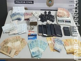 De dentro da Máxima, preso comandava venda de cocaína e 4 acabam presos