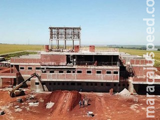 Hospital Regional de Dourados já tem quase 30% de área construída Hospital Regional de Dourados já tem quase 30% de área construída