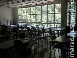 Justiça de MS autoriza pedido de família para reprovar aluno de 8 anos prejudicado com aula online