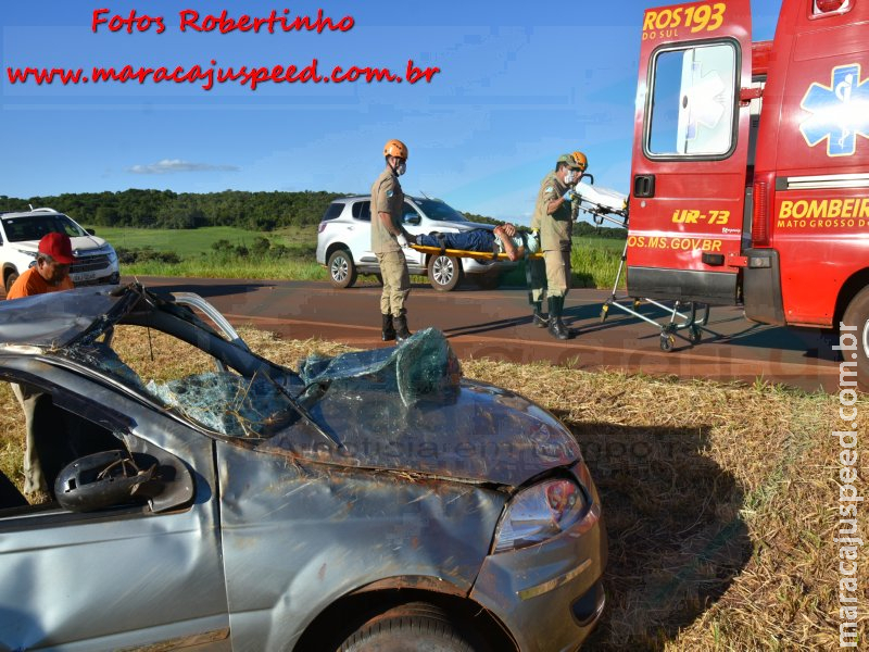 Maracaju: Bombeiros atendem ocorrência de capotamento na Rodovia MS-460 (Estrada da Água Fria), passageiro ficou em estado grave
